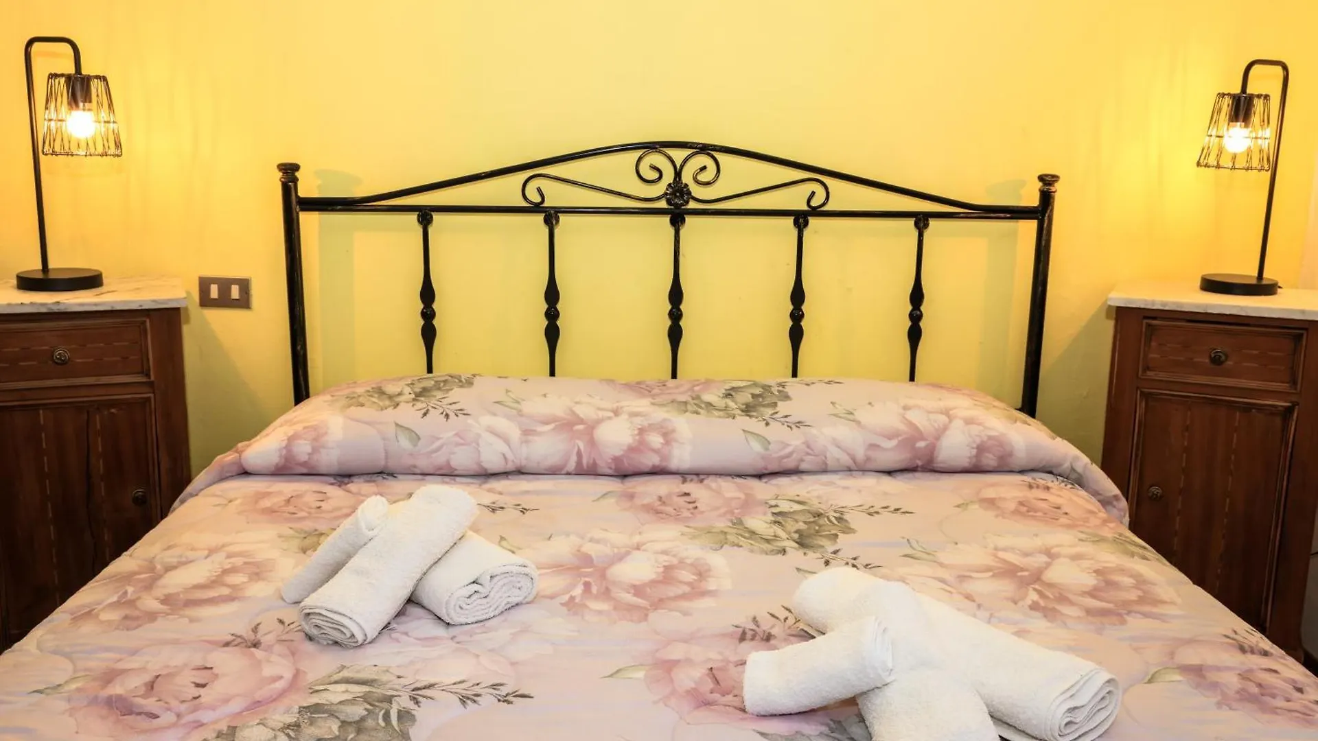 Ca' Tonino Villa Bagnone 0*,  Italy